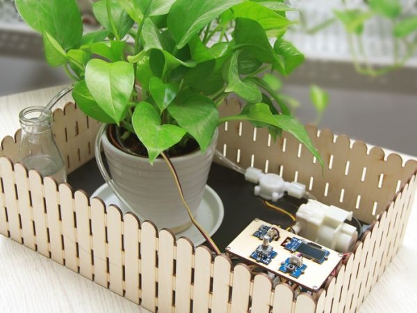 Grove Smart Plant Care Kit for Arduino [110060130]