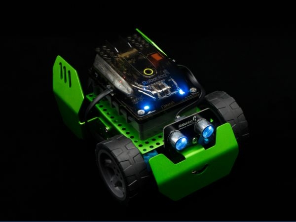 Q-Scout Robot Building Kit Line Follower - Arduino Coding - Graphical Programming STEM Toy Lego Compatibility [110090181]