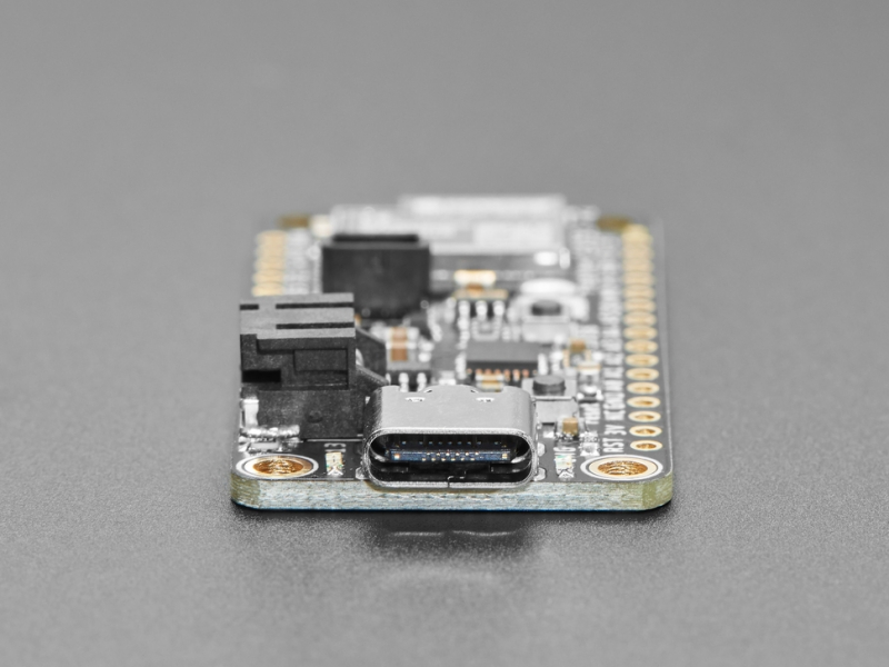 Adafruit ESP32 Feather V2 w.FL Antenna - 8MB Flash + 2 MB PSRAM - STEMMA QT