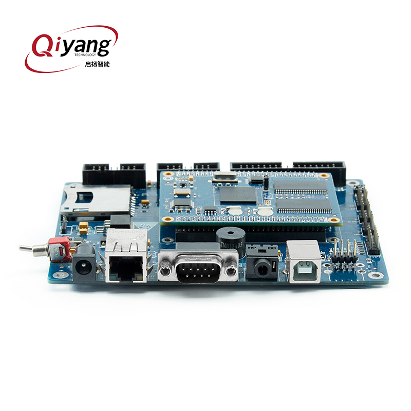 마이크로 컨트롤러보다 ARM926EJ-S cpu를 기반으로하는 Linux 시스템 개발 보드 [Qiyang-08]
